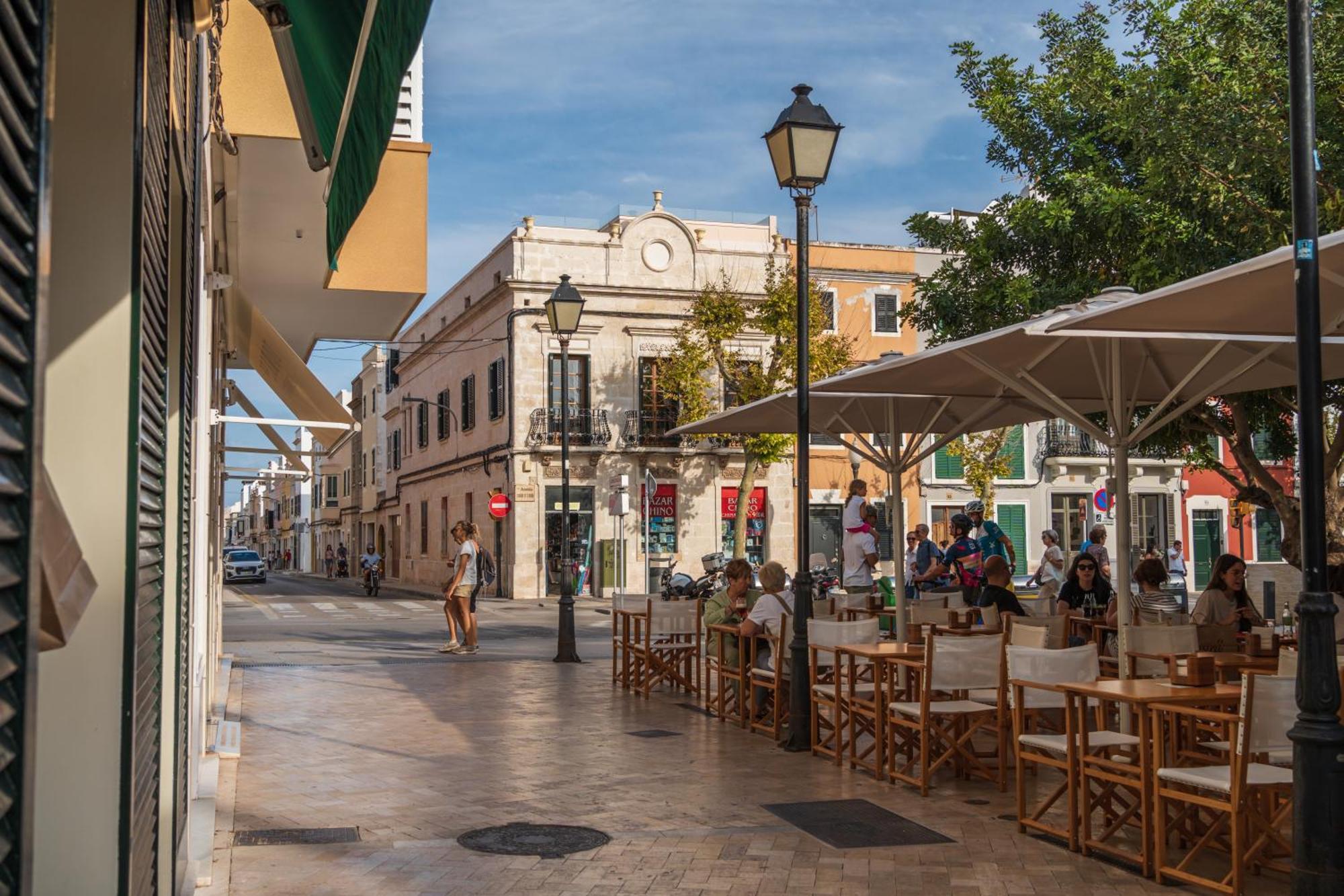Hotel Llonga'S Ciutadella Ciutadella  Exterior foto